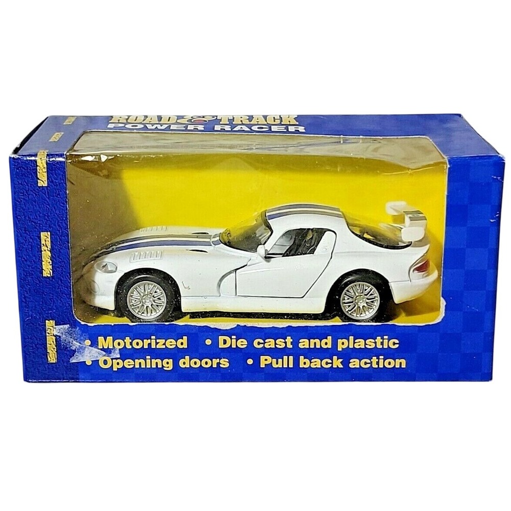 Road and Track Power Racer‎ Maisto Dodge Viper White New Old Stock Pull Back
